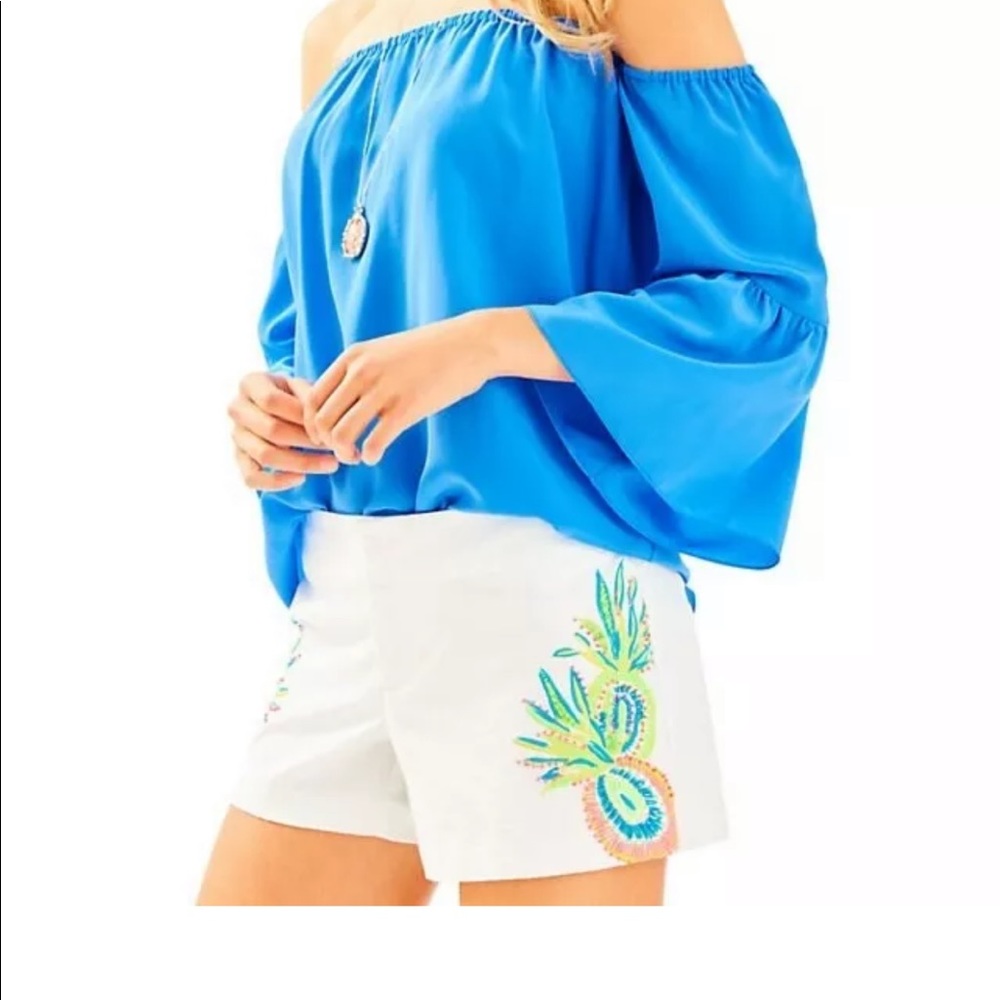 LILLY PULITZER Ellie Short White Embroidery Size 4